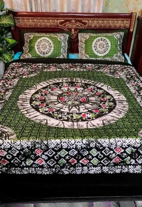 Luxury King size Bed Sheet with Matching Pillow covers